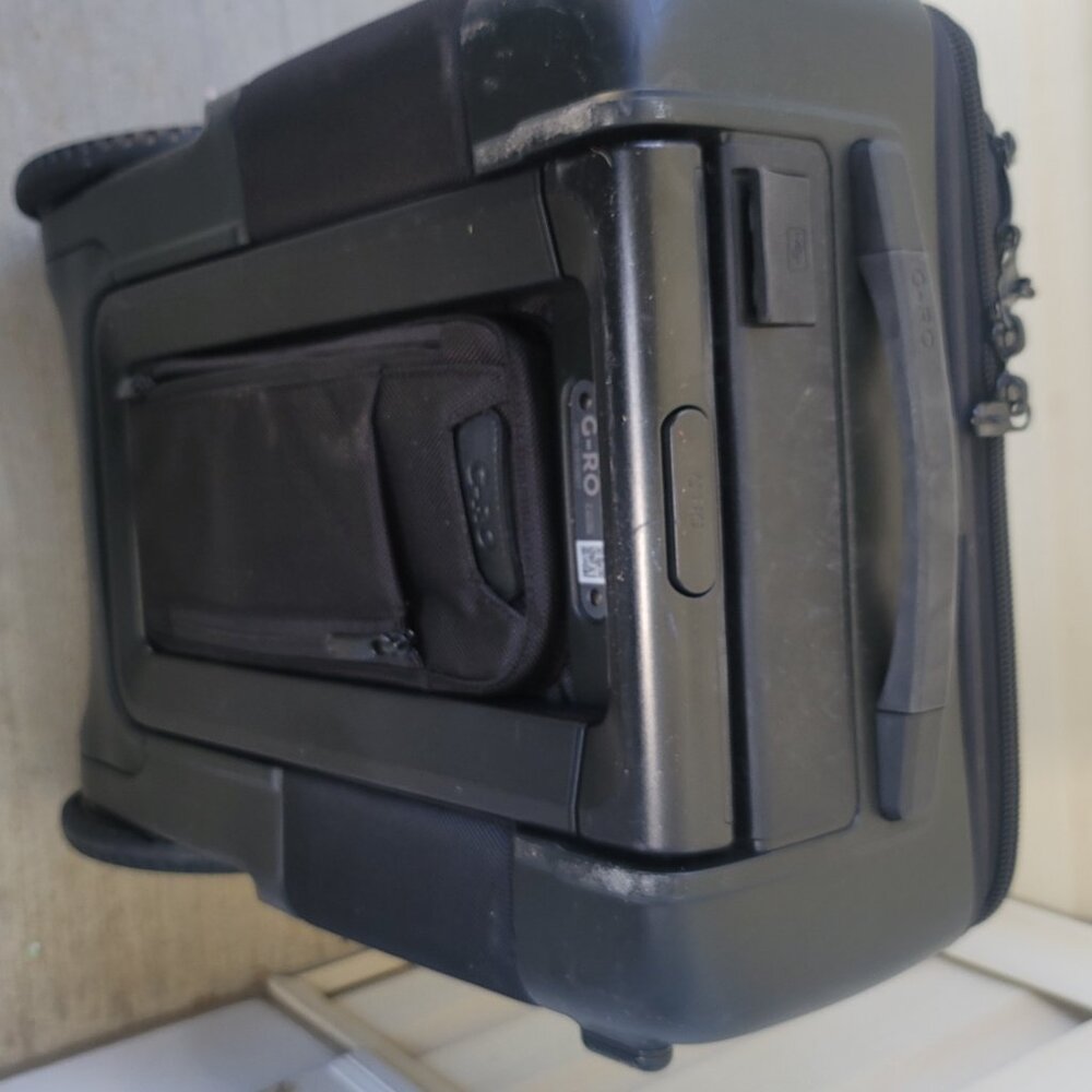 G-RO Smart Carry-On Bag 22" 2-Wheel Luggage + Battery Pack ALL BACK - Picture 16 of 16